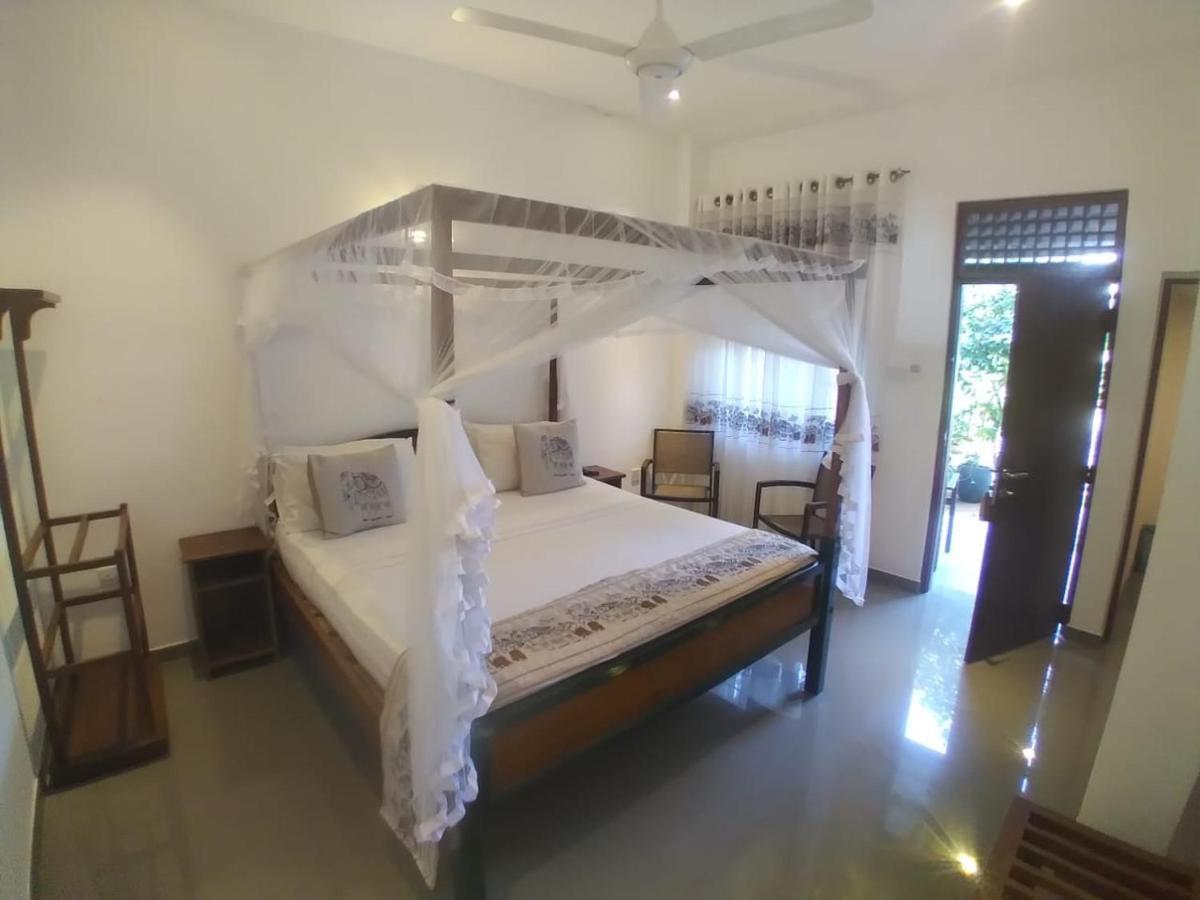 Bed and Breakfast Suriya Arana Negombo Exterior foto