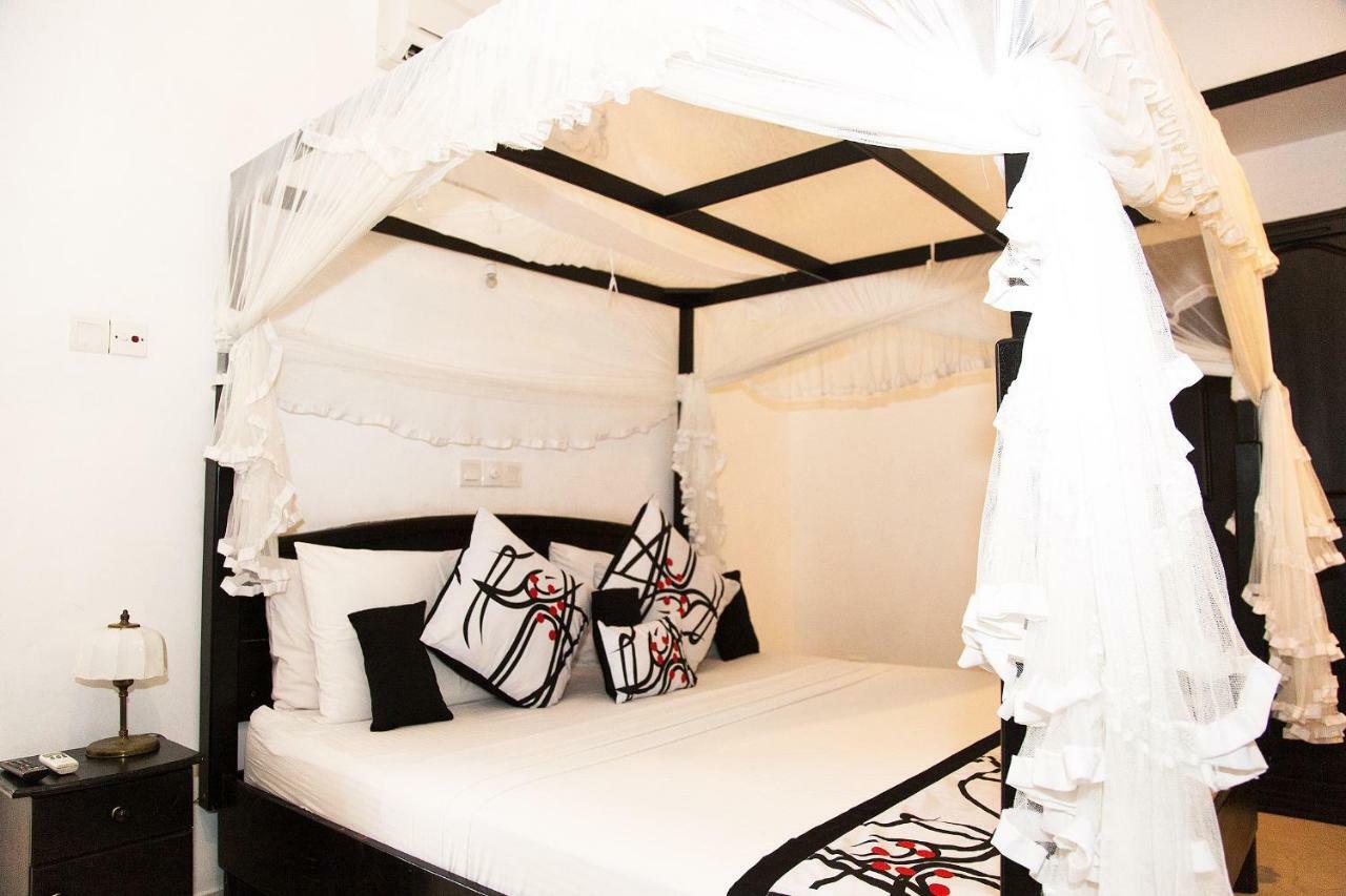 Bed and Breakfast Suriya Arana Negombo Exterior foto